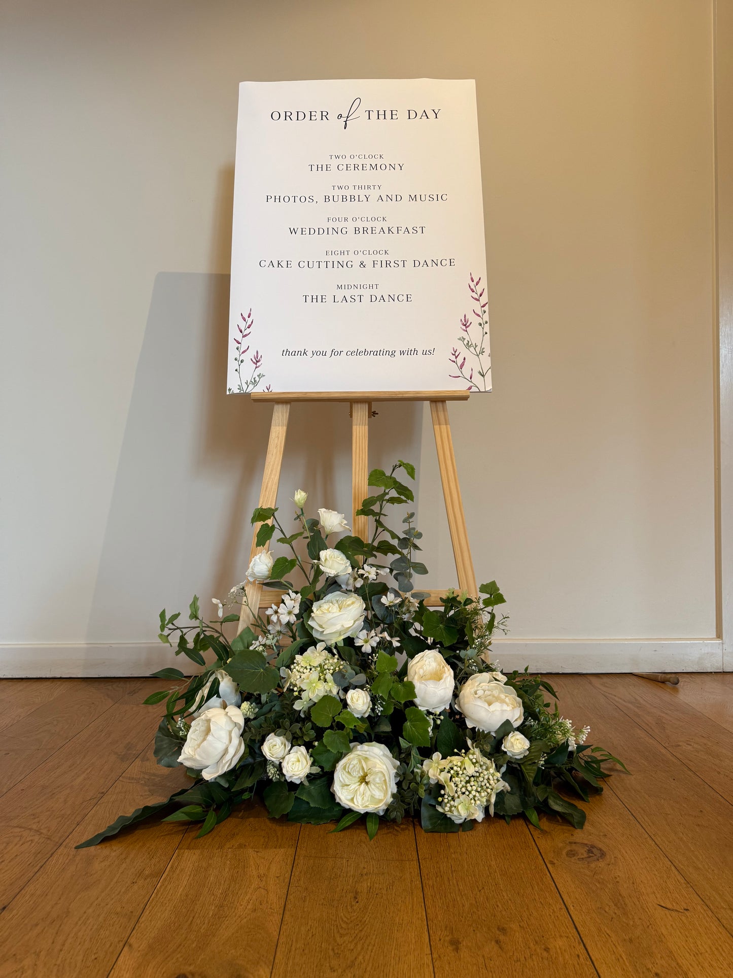 Classic & Timeless - Signage Arrangement (TO HIRE)
