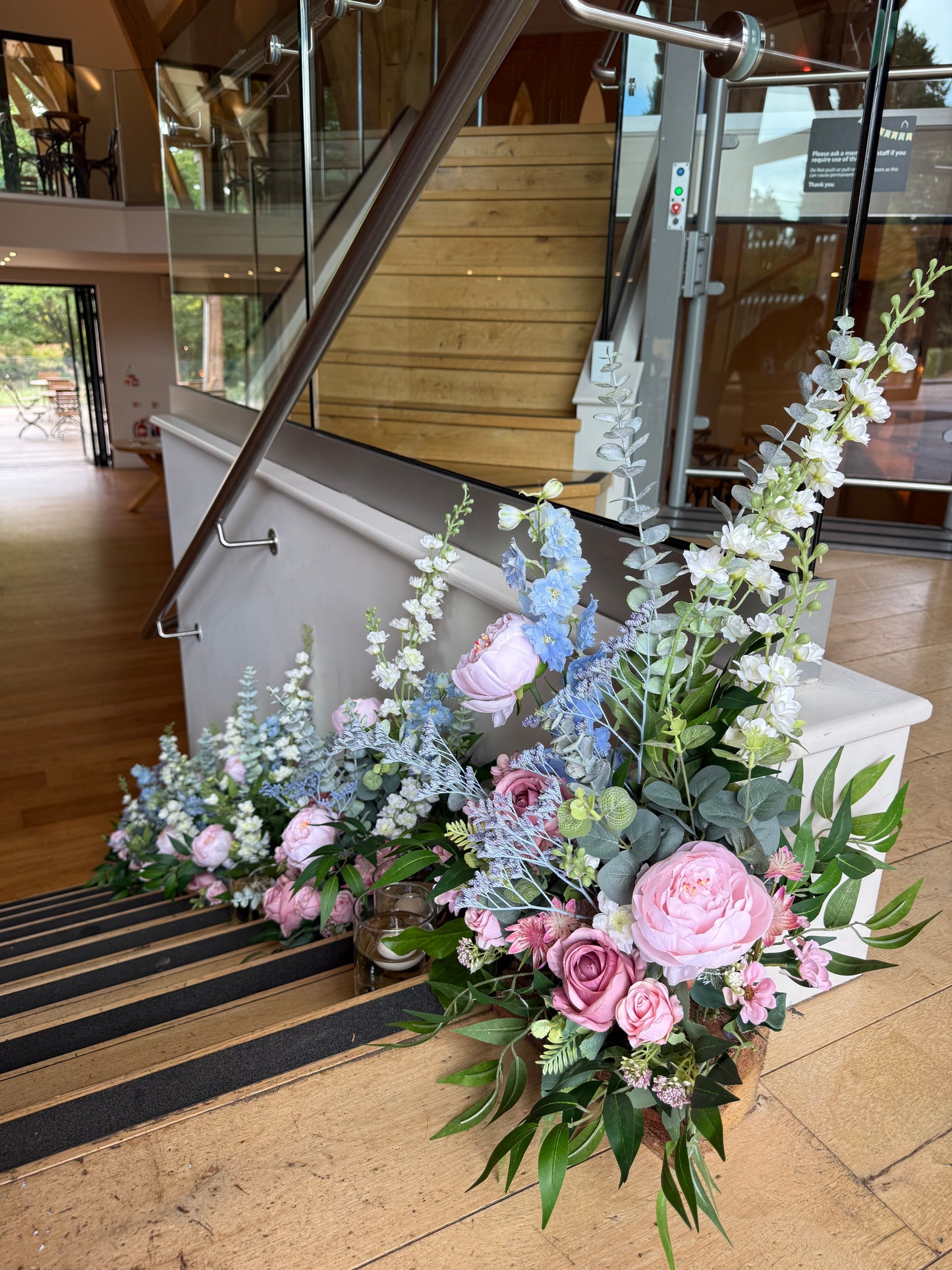 Pink Dream - Aisle & Stair displays (TO HIRE)