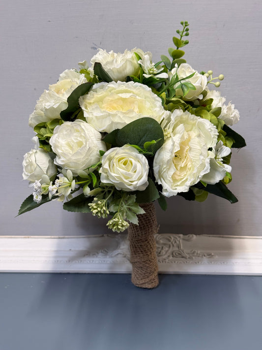Classic & Timeless - Bridal Bouquet (YOURS TO KEEP)